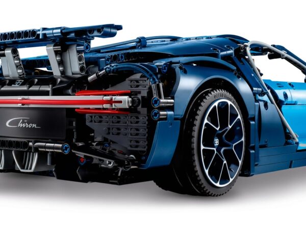 LEGO Technic Bugatti Chiron 42083 for rent UK