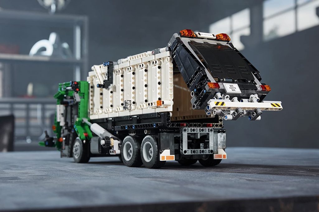 LEGO Technic Mack Anthem 42078 for rent UK