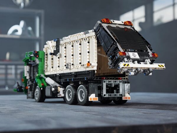 LEGO Technic Mack Anthem 42078 for rent UK