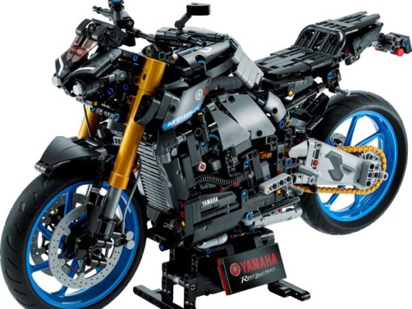 LEGO Technic Yamaha MT-10 SP 42159 for rent UK