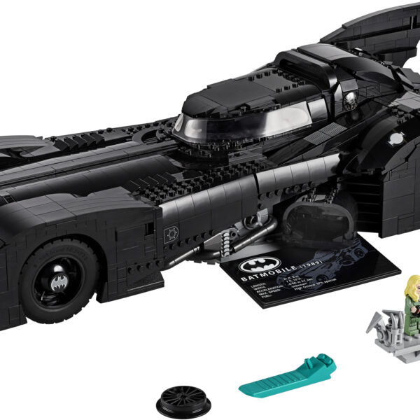 LEGO Technic Creator Expert 1989 Batmobile 76139 for rent UK
