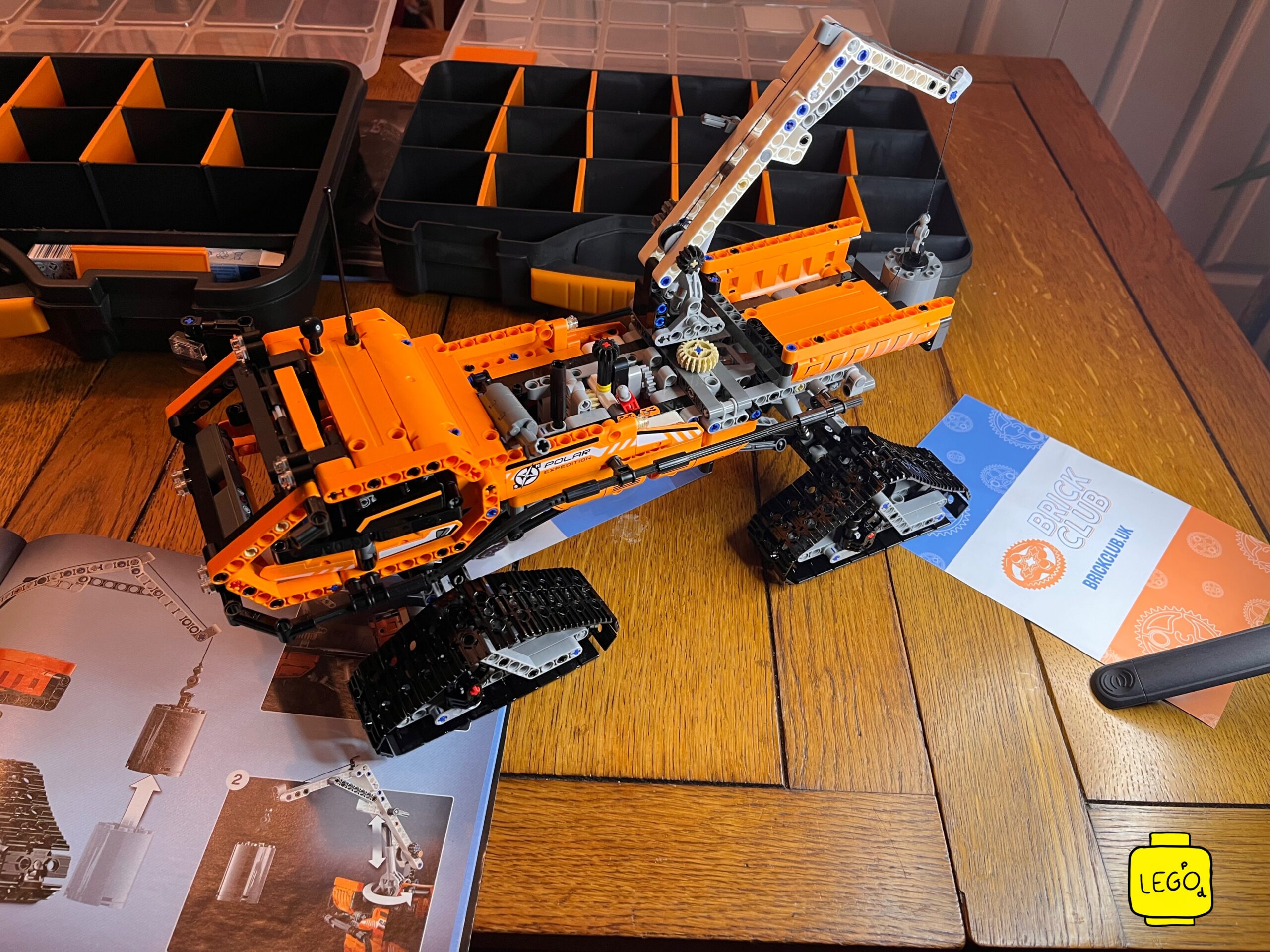 LEGO Technic 42099 4x4 X-treme Off-Roader side view showing tracked off-roader with front crane arm