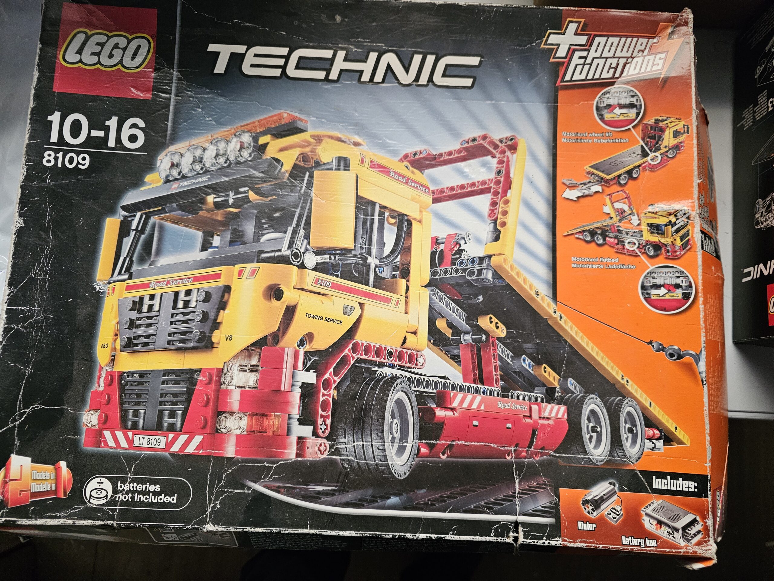 LEGO Technic Flatbed Truck 8109 built by a Brick Club member