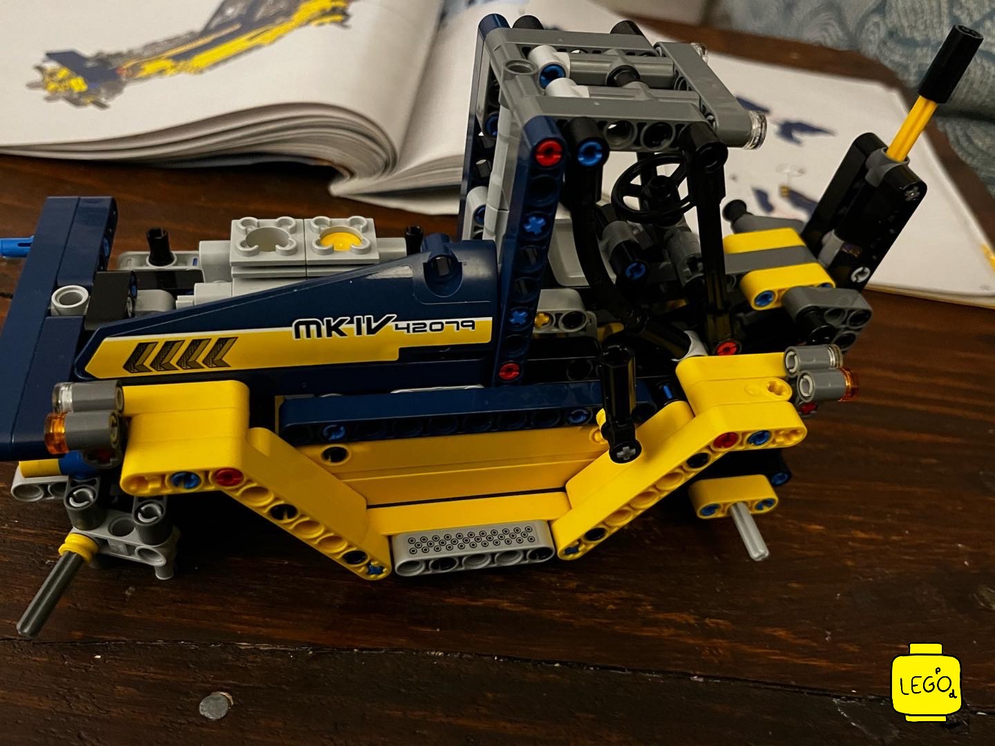 Alan's LEGO Technic Heavy Duty Forklift 42079 build