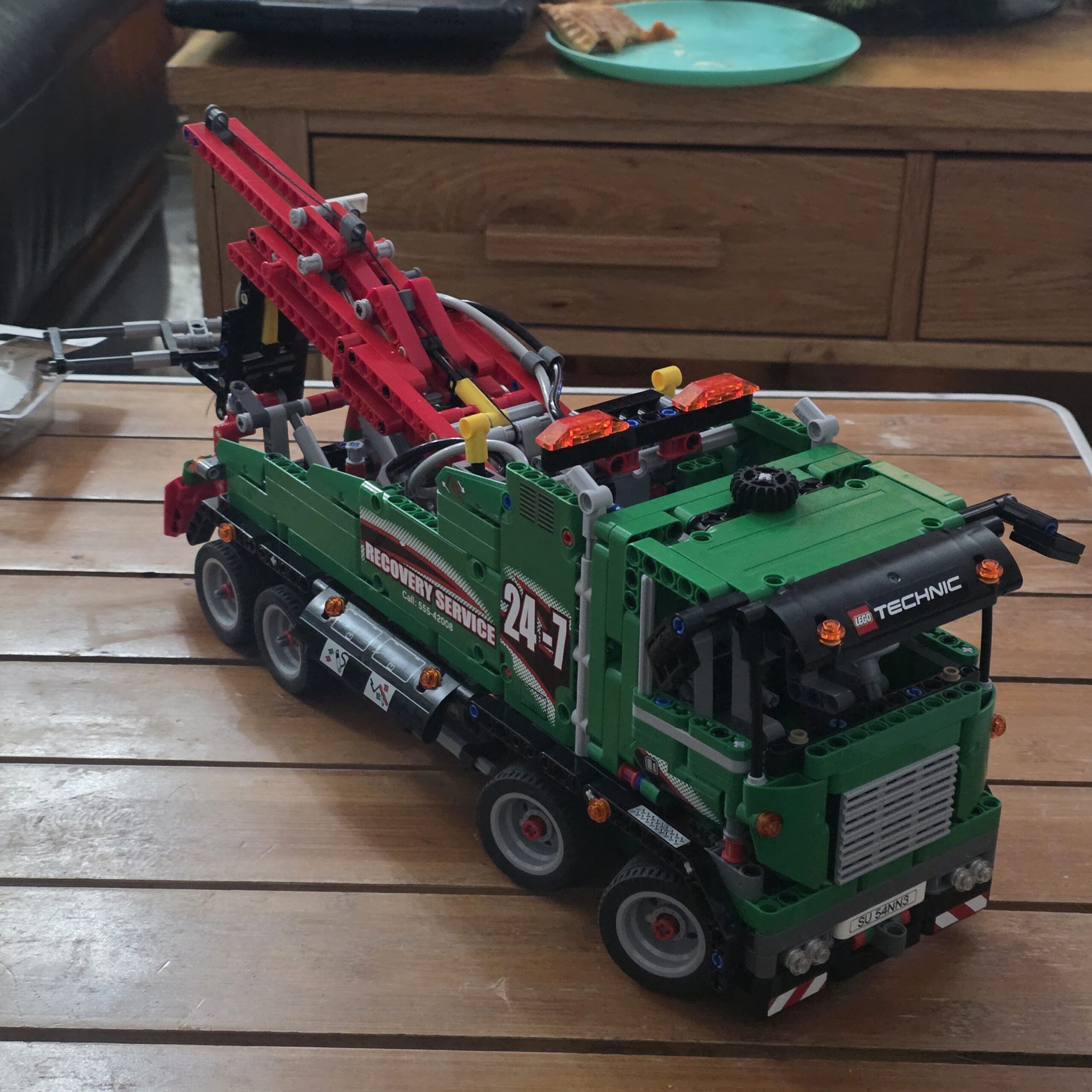 LEGO Technic Service Truck 42008 build